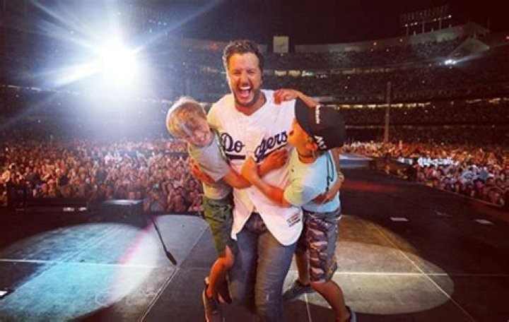 Luke Bryan in Los Angeles in 2018. | Source: Getty Images