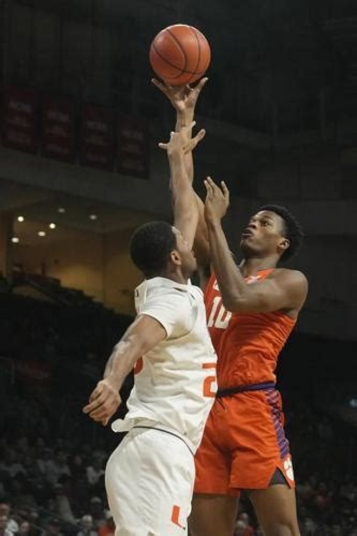 Miami runs wild in 2nd half, pulls away to top No. 16 Clemson 95-82