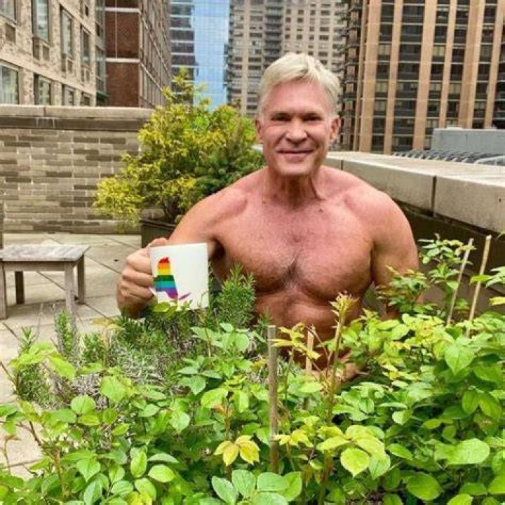 sam champion garden2